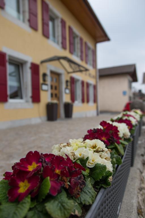 Auberge Le Relais Chavannes De Bogis エクステリア 写真